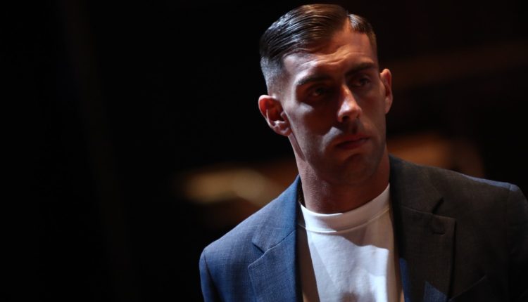 Μπετανκόρ:-«Ακολουθούσα-λάθος-δρόμους,-όπως-πολλοί-έφηβοι,-είχα-εθιστεί-σε-τζόγο,-αλκοόλ…»