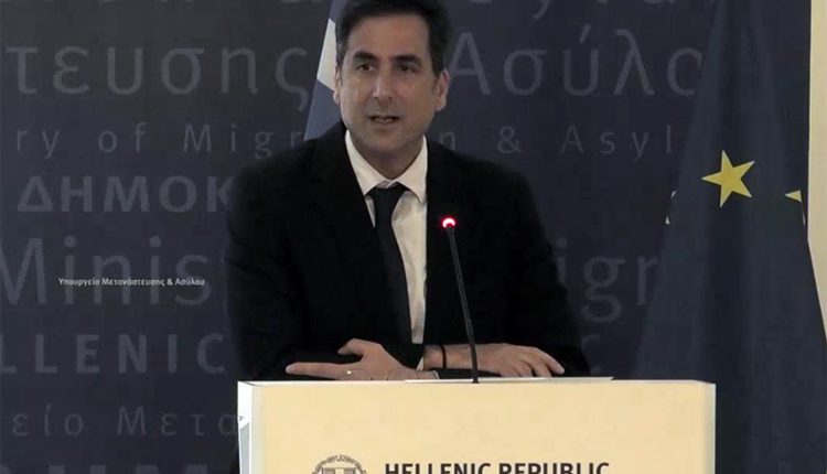 Την-πολιτική-παιδικής-προστασίας-σε-ΜΚΟ-παρουσίασε-η-Υπηρεσία-Υποδοχής-και-Ταυτοποίησης-–-Στο-επίκεντρο-τα-δικαιώματα-των-ανηλίκων-σε-δομές-φιλοξενίας