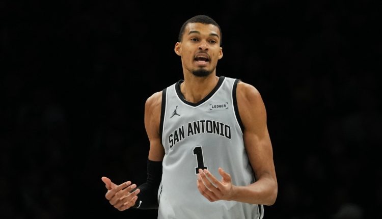 Γουεμπανιάμα:-Μέτοχος-της-Ναντέρ-ο-σούπερ-σταρ-των-Σαν-Αντόνιο-Σπερς