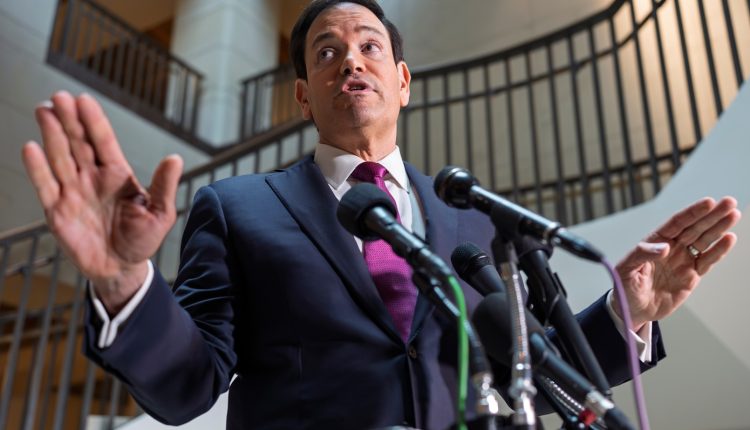 Ο-Ρούμπιο-επαναδιατυπώνει-γιατί-οι-ΗΠΑ-χτύπησαν-πρώτες-στο-Ιράν