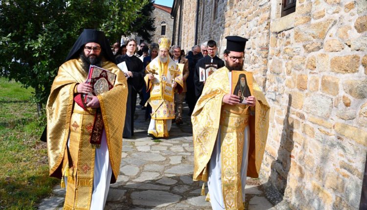 Ιερισσού-Θεόκλητος:-Η-άρνηση-προσκύνησης-των-εικόνων,-συνιστά-απόρριψη-του-προσωπικού-Θεού