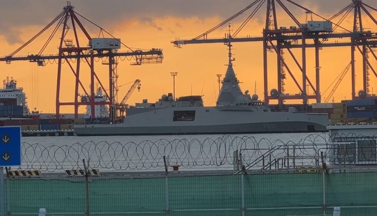 Στο-λιμάνι-της-Λεμεσού-η-φρεγάτα-«Κίμων»-–-Ελληνική-«ασπίδα»-στην-Κύπρο