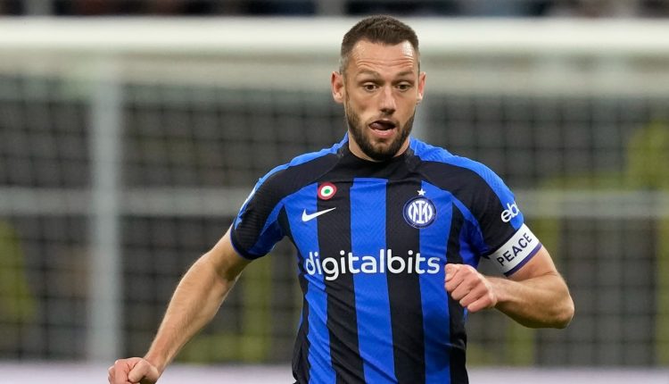 Ολυμπιακός:-Η-ελκυστική-περίπτωση-του-Ντε-Φράι-και-το-«αγκάθι»