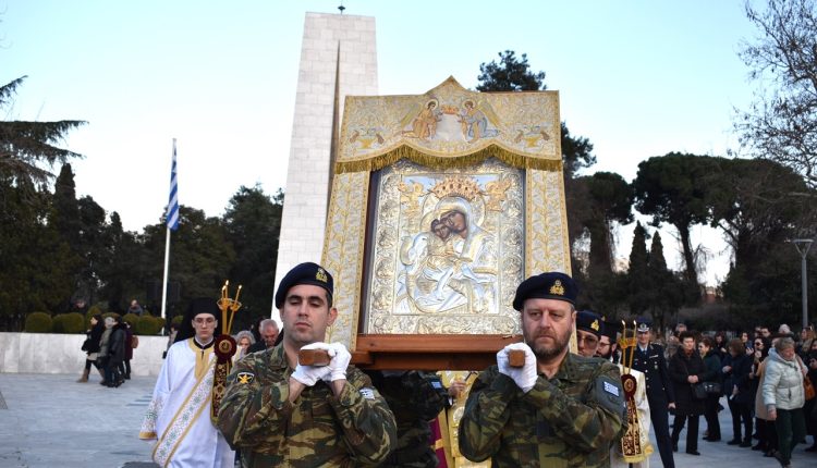 Υποδοχή-πιστού-αντιγράφου-της-Παναγίας-“Άξιον-Εστί”-στην-Κομοτηνή