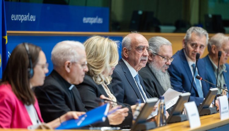 Βαγγέλης-Μεϊμαράκης:-Διαθρησκειακός-διάλογος-ενάντια-στη-θρησκευτική-και-κοινωνική-πόλωση