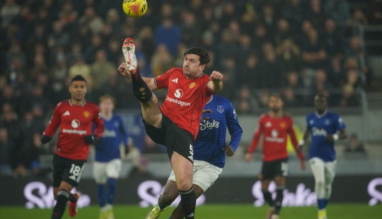 Μαγκουάιρ:-Οι-Έλληνες-αστυνομικοί-που-δέχθηκαν-επίθεση-ζητούν-αποκλεισμό-από-την-premier-league