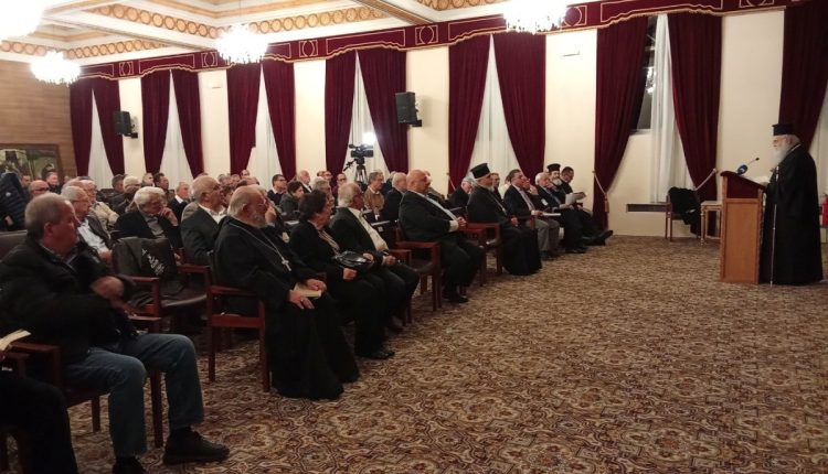 Ο-Αρχιεπίσκοπος-Γεώργιος-στην-παρουσίαση-του-βιβλίου-«h-Κύπρος-στο-παρά-πέντε-και-οι-ευθύνες-των-Αθηνών»