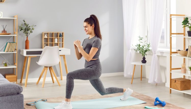 18-ασκήσεις-για-ενδυνάμωση-όλου-του-σώματος-–-Χωρίς-εξοπλισμό-και-χωρίς-να-φύγετε-από-το-σπίτι