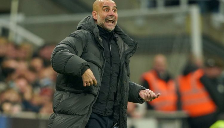 Μάντσεστερ-Σίτι:-Δύο-ματς-χωρίς-Γκουαρδιόλα,-συμπλήρωσε-κάρτες!