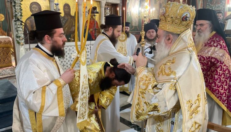 Χειροτονία-Διακόνου-και-Χειροθεσία-Πρωτοπρεσβυτέρου-στο-Κιάτο-Κορινθίας