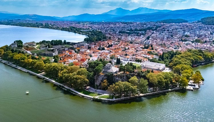 Κλειστά-τη-Δευτέρα-τα-σχολεία-στα-Ιωάννινα,-για-προληπτικούς-λόγους-μετά-τον-σεισμό