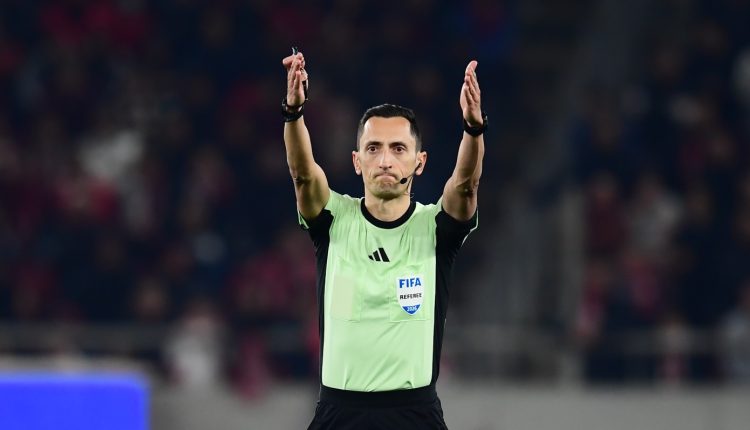 Ένας-διαιτητής-κατώτερος-των-περιστάσεων-εκνεύρισε-το-Καραϊσκάκη-και-αποδοκιμάστηκε