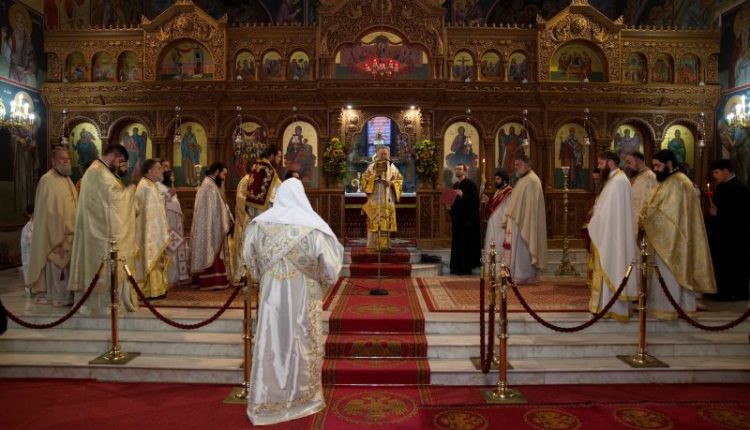 Αρχιερατικό-συλλείτουργο-και-χειροτονία-Διακόνου-στη-Νέα-Αρτάκη