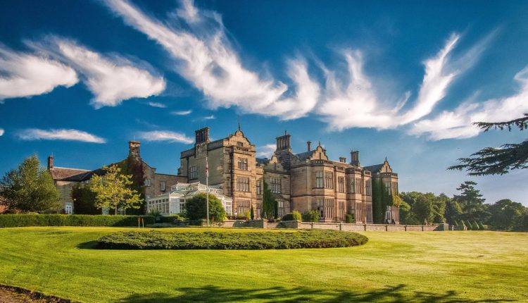 Μπαρτσελόνα:-Κατέλυσε-σε-ξενοδοχείο-στην-Αγγλία-που-θυμίζει…-Χάρι-Πότερ