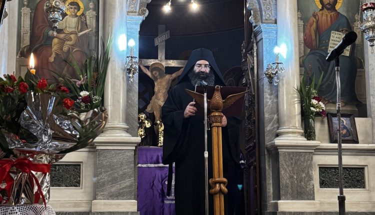 Ο-Γ΄-Κατανυκτικός-Εσπερινός-στην-Έξω-Γωνιά-Θήρας