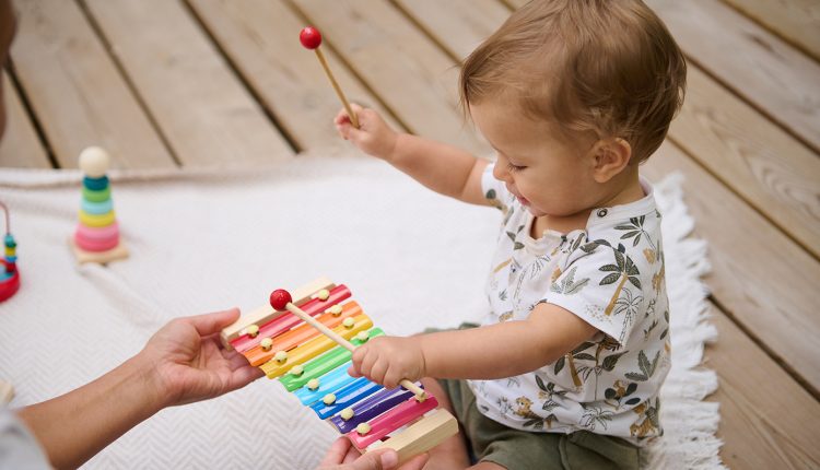 Νέα-τεχνολογικά-εργαλεία-για-τη-λογοθεραπευτική-υποστήριξη-παιδιών-με-δυσκολίες-λόγου-και-αυτισμό