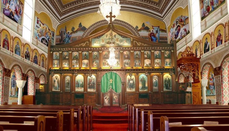 Έλληνες-αγιογράφοι-από-τη-Θεσσαλονίκη-αγιογραφούν-εκκλησία-στο-Σαν-Αντόνιο-των-ΗΠΑ