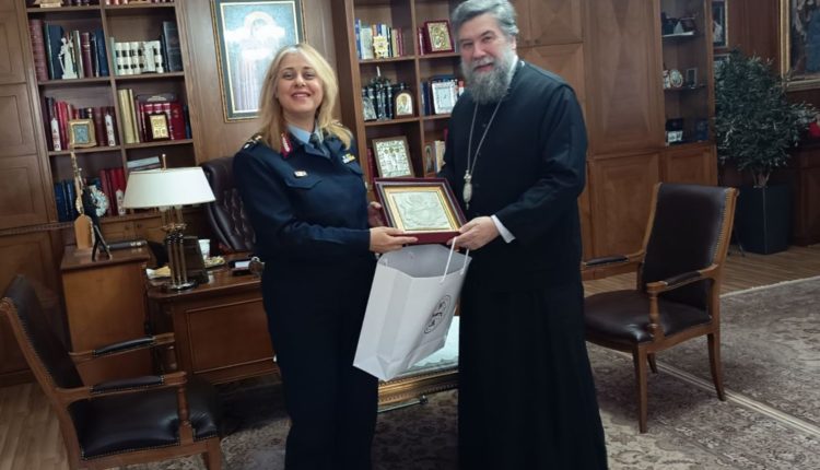 Επίσκεψη-της-νέας-Γενικής-Αστυνομικής-Διευθύντριας-της-Περιφέρειας-Κεντρικής-Μακεδονίας-στον-Μητροπολίτη-Σερρών