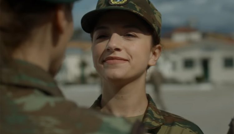 «Η-ευθύνη-για-την-πατρίδα-αφορά-όλους»:-Πρόσκληση-του-ΓΕΣ-για-εθελοντική-στράτευση-γυναικών-–-Δείτε-το-βίντεο