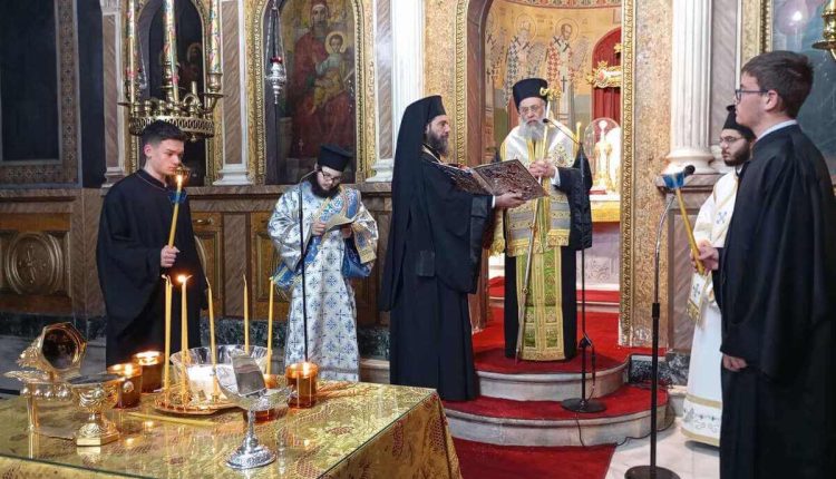 Η-ακολουθία-του-Εσπερινού-και-το-Μυστήριο-του-Ιερού-Ευχελαίου-στον-Μητροπολιτικό-Ναό-Καρδίτσης