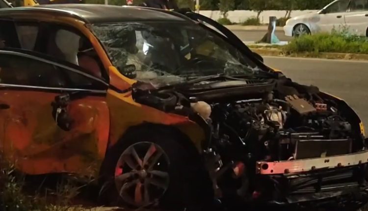 Πέθανε-η-γυναίκα-που-είχε-τραυματιστεί-σοβαρά-σε-τροχαίο-στη-συμβολή-της-Λεωφόρου-Ποσειδώνος-με-τη-Βάρης-–-Κορωπίου