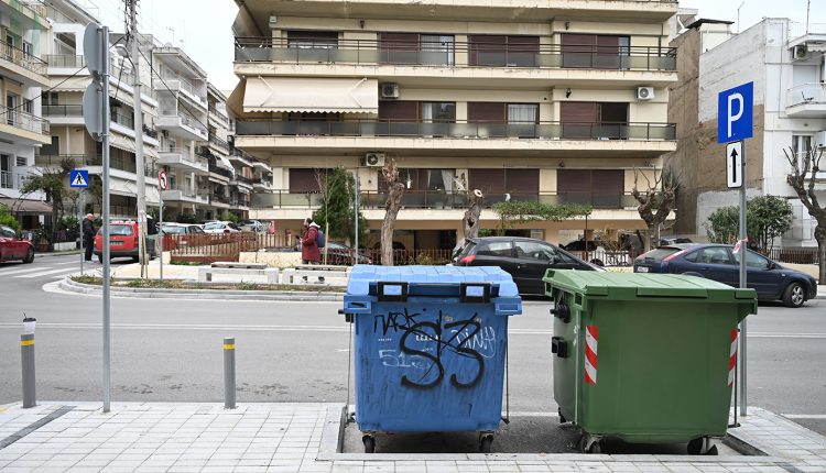 Μαρτυρίες-για-τη-φονική-επίθεση-κατά-του-20χρονου-στη-Θεσσαλονίκη:-«Ήταν-τρεις,-είχαν-κουκούλες-στο-κεφάλι-τους»