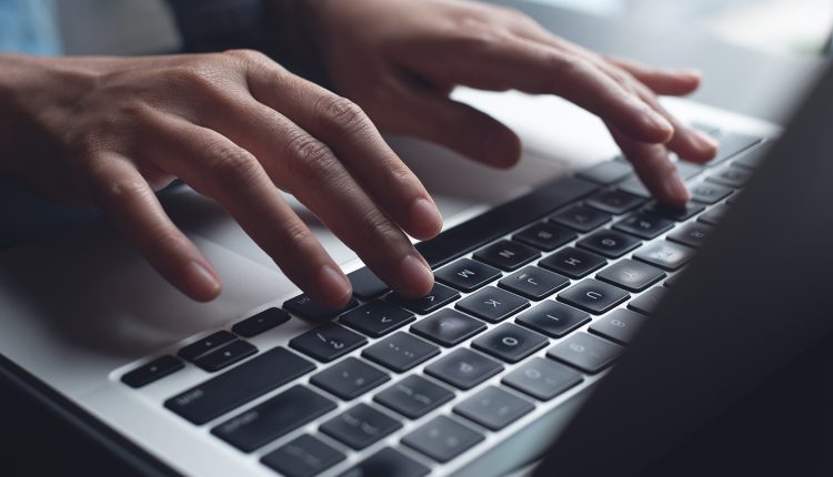 Παράταση-των-αιτήσεων-για-παραχώρηση-απλής-χρήσης-τμήματος-αιγιαλού-ή-παραλίας-σε-όμορη-επιχείρηση-ή-ναυταθλητικό-σωματείο