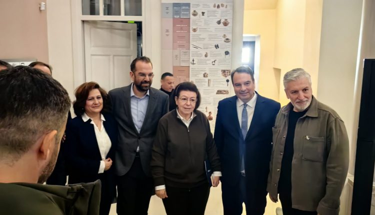 Παρουσίαση-του-έργου-του-Ντε-Λα-Κρουά-στο-Μεσολόγγι