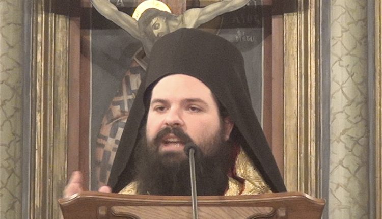 Αρχιμανδρίτης-π.-Σιλουανός-Τζουμανέκας:-Το-μεγαλύτερο-και-ωραιότερο-δέντρο-είναι-η-Παναγία