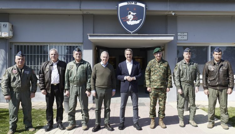 Κ.-Μητσοτάκης:-Οι-Ελληνίδες-και-οι-Έλληνες-πρέπει-να-εμπιστεύονται-τις-Ένοπλες-Δυνάμεις