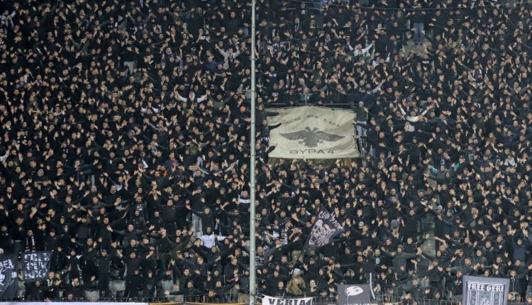 ΠΑΟΚ-–-Λεβαδειακός:-Επίθεση-οπαδών-στα-δημοσιογραφικά-της-Τούμπας