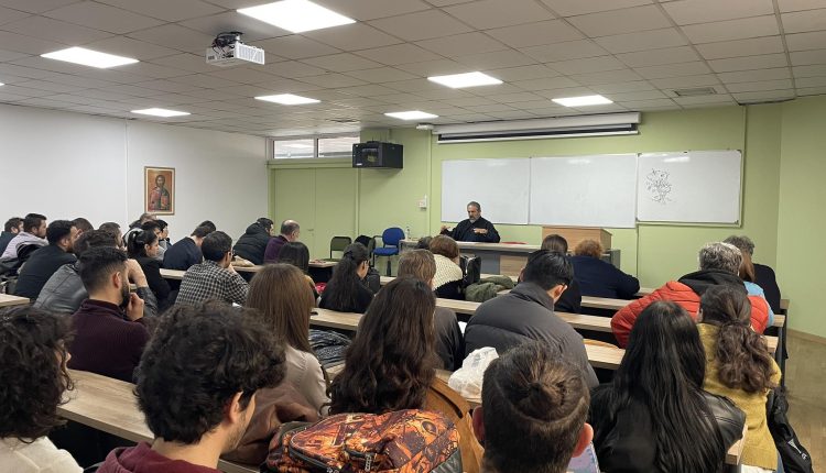 Διάλεξη-Μητροπολίτη-Καμερούν-Γρηγορίου-στο-ΑΠΘ.-για-την-Ιεραποστολή