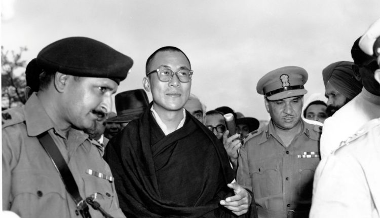 Σαν-σήμερα-17-Μαρτίου:-Η-φυγή-του-14ου-Δαλάι-Λάμα-από-τη-Λάσα