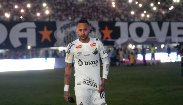 Ενοχλημένος-ο-Νεϊμάρ-με-τον-Αντσελότι-και-τη-μη-κλήση-του-στην-εθνική-Βραζιλίας