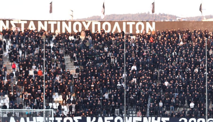 Ο-ΠΑΟΚ-τίμησε-τη-μνήμη-του-Κλεομένη-με-μια-φανέλα-και-λουλούδια