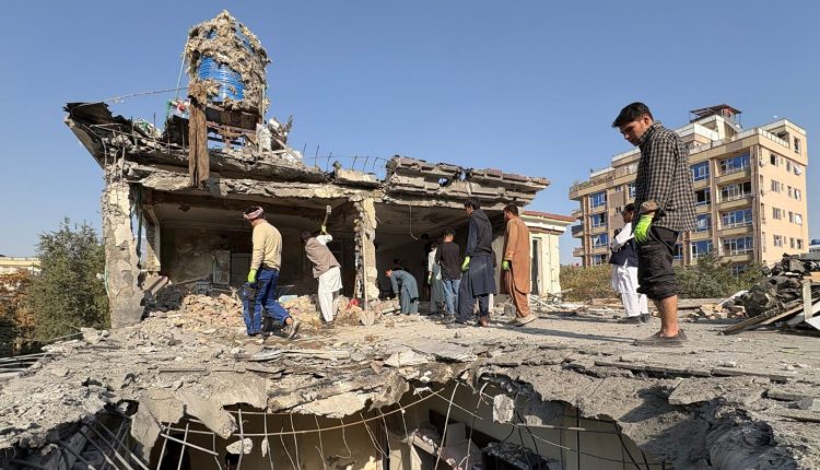 Εκατοντάδες-νεκροί-μετά-από-αεροπορικό-βομβαρδισμό-του-Πακιστάν-στην-Καμπούλ