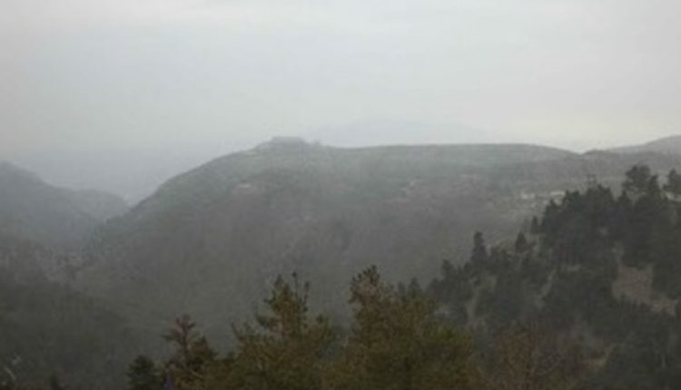 Χιονίζει-στην-Πάρνηθα-αυτή-την-ώρα