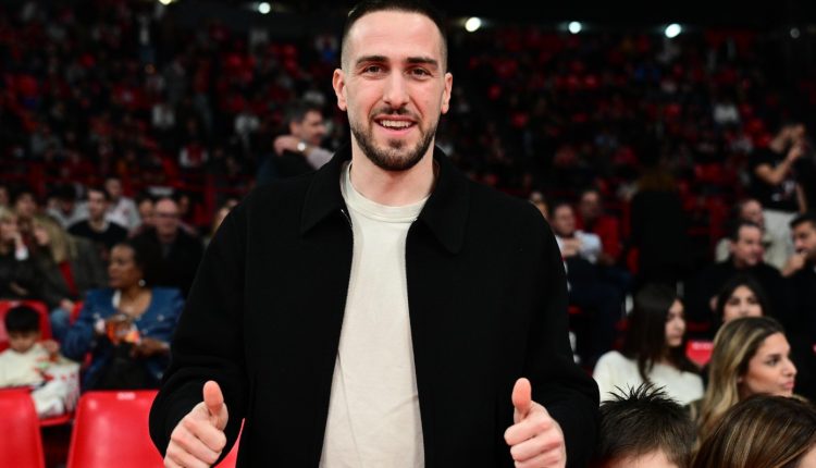 Ολυμπιακός-–-Φενέρμπαχτσε:-Αποθέωση-για-τον-Φορτούνη-στο-ΣΕΦ