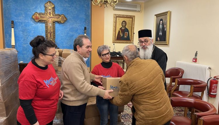 Διανομή-δεμάτων-αγάπης-στην-Αλεξανδρούπολη