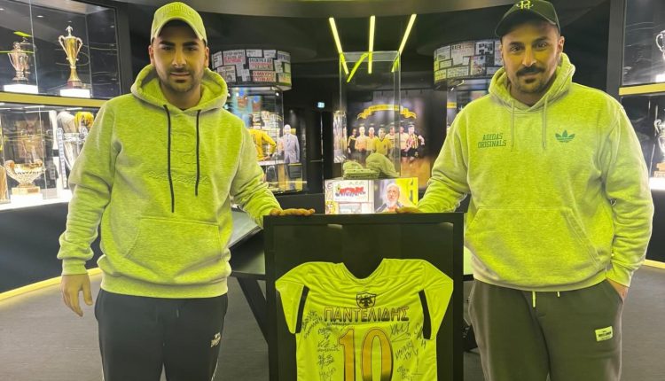 ΑΕΚ:-Στο-μουσείο-η-φανέλα-στη-μνήμη-του-Παντελή-Παντελίδη-για-το-κύπελλο-Ελλάδας-του-2016