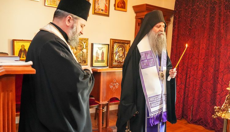 Τρισάγιο-για-τον-μακαριστό-Πατριάρχη-Γεωργίας-Ηλία-τέλεσε-ο-Πατριάρχης-Σερβίας