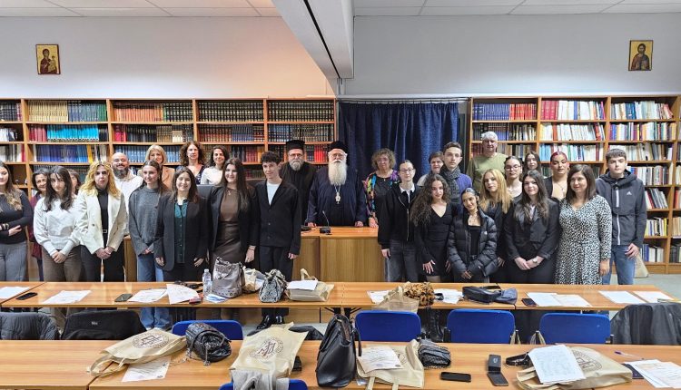 Δημητριάδος-Ιγνάτιος:-«Η-ιστορία-δεν-είναι-μόνο-μνήμη,-είναι-ζωντανή-παρακαταθήκη»