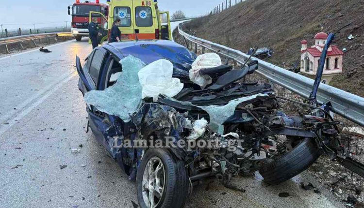 Πατέρας-ενός-παιδιού-ο-21χρονος-που-σκοτώθηκε-στο-τροχαίο-στη-Φθιώτιδα-–-Πώς-έγινε-η-σοκαριστική-σύγκρουση-με-το-λεωφορείο