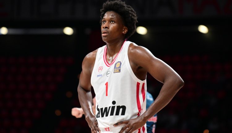 Ολυμπιακός-–-Μπασκόνια:-Χωρίς-Νιλικίνα,-Χολ,-Λαρεντζάκη-οι-«ερυθρόλευκοι»