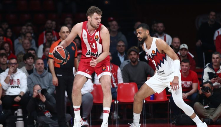 Ολυμπιακός-–-Μπασκόνια-90-80:-Πλησιάζει-κι-άλλο-στο-πλεονέκτημα-έδρας