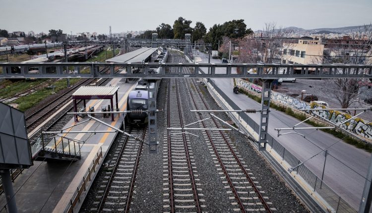 24ωρη-απεργία-στον-σιδηρόδρομο-τη-Δευτέρα-23-Μαρτίου-λόγω-της-έναρξης-της-δίκης-για-το-δυστύχημα-στα-Τέμπη