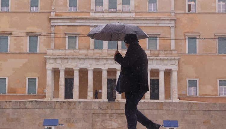 Ο-καιρός-τη-νέα-εβδομάδα:-Χειμωνιάτικο-σκηνικό-περιμένουν-οι-μετεωρολόγοι-–-Η-πρώτη-εκτίμηση-για-το-Πάσχα