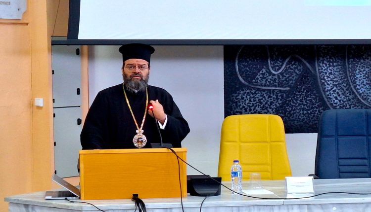 Ο-Μαρωνείας-Παντελεήμων-στο-13ο-ετήσιο-Διεθνές-Επιστημονικό-Συνέδριο-της-Ενώσεως-Ελλήνων-Δημοσιογράφων