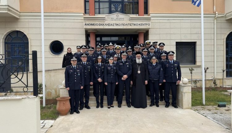 Αξιωματικοί-της-Σχολής-Εθνικής-Ασφάλειας-της-ΕΛΑΣ-επισκέφθηκαν-τον-Μητροπολίτη-Αλεξα