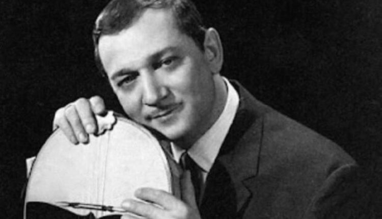 Σαν-σήμερα-21-Μαρτίου:-Ο-Μανώλης-Χιώτης-και-οι-χορδές-που-άλλαξαν-την-Ελλάδα